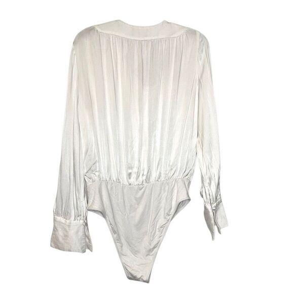 Bardot Cassidy Surplice Wrap Front Satin Long Sleeve Ivory Bodysuit Top Size 10 - Picture 2 of 5